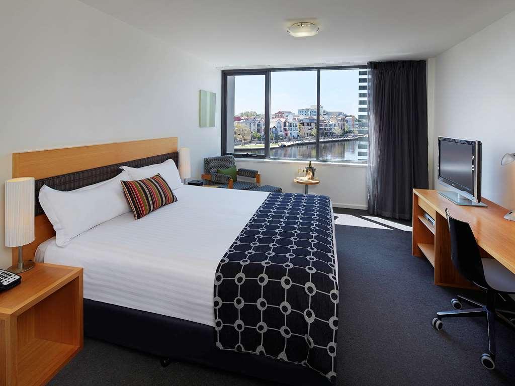 East Perth Suites Hotel المظهر الخارجي الصورة