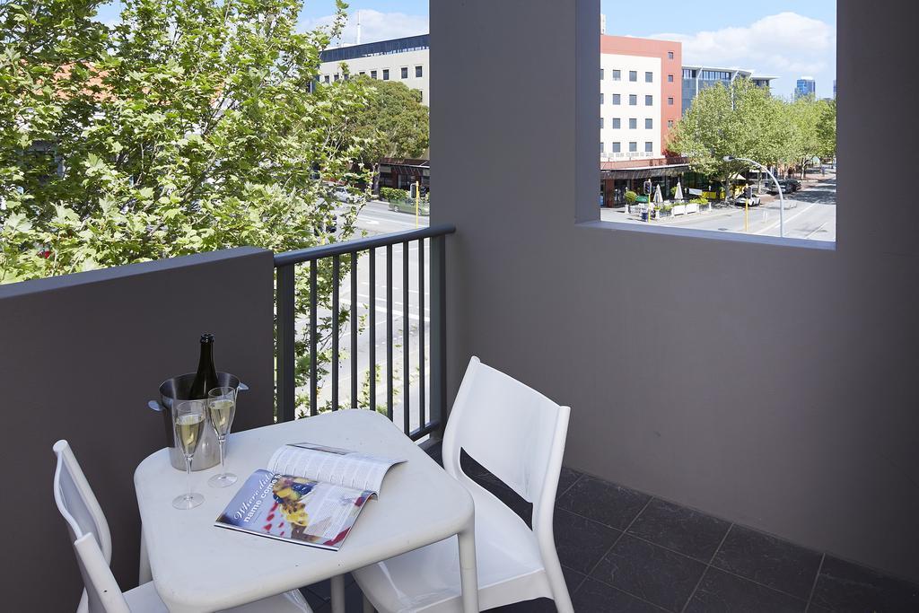 East Perth Suites Hotel المظهر الخارجي الصورة