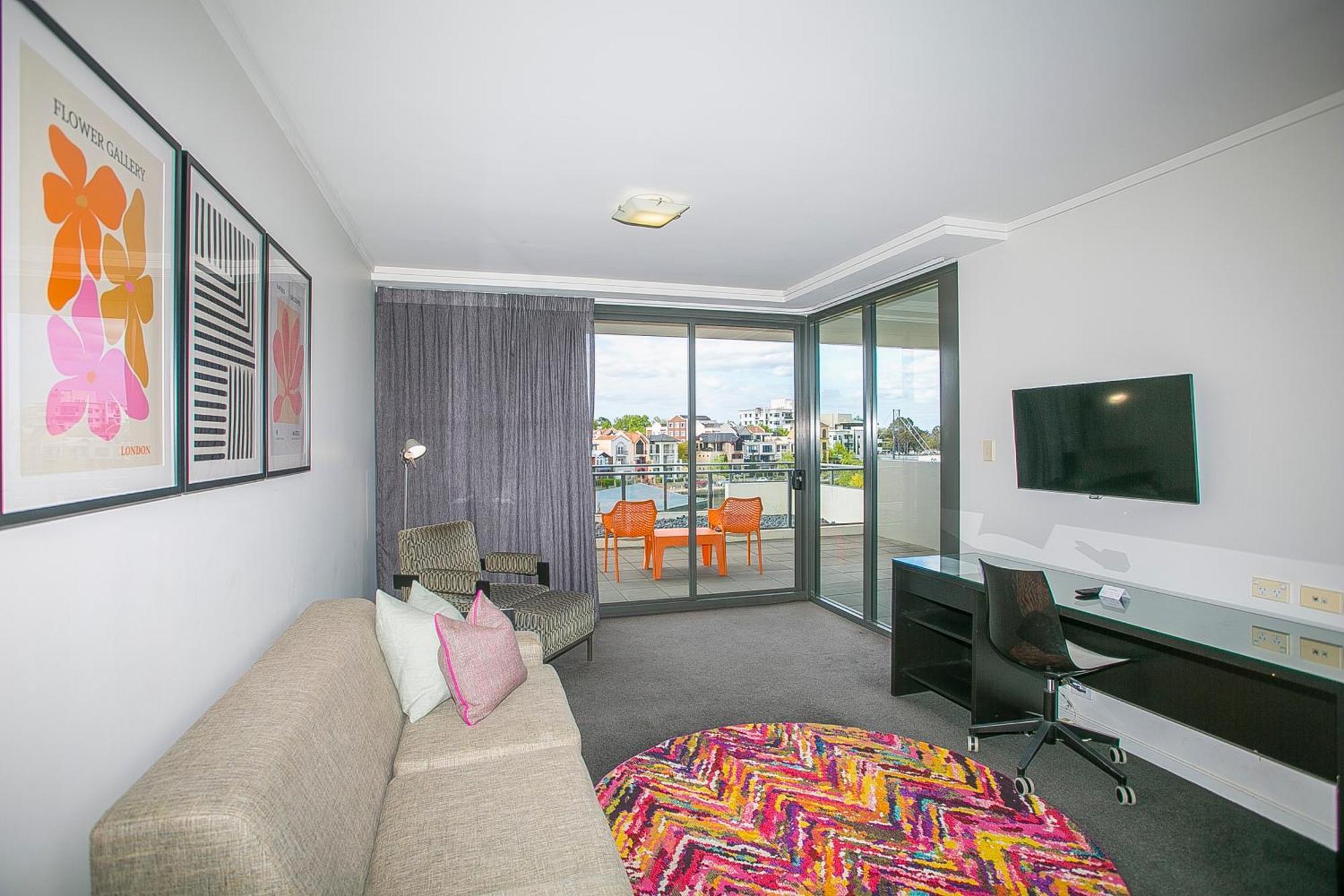 East Perth Suites Hotel المظهر الخارجي الصورة
