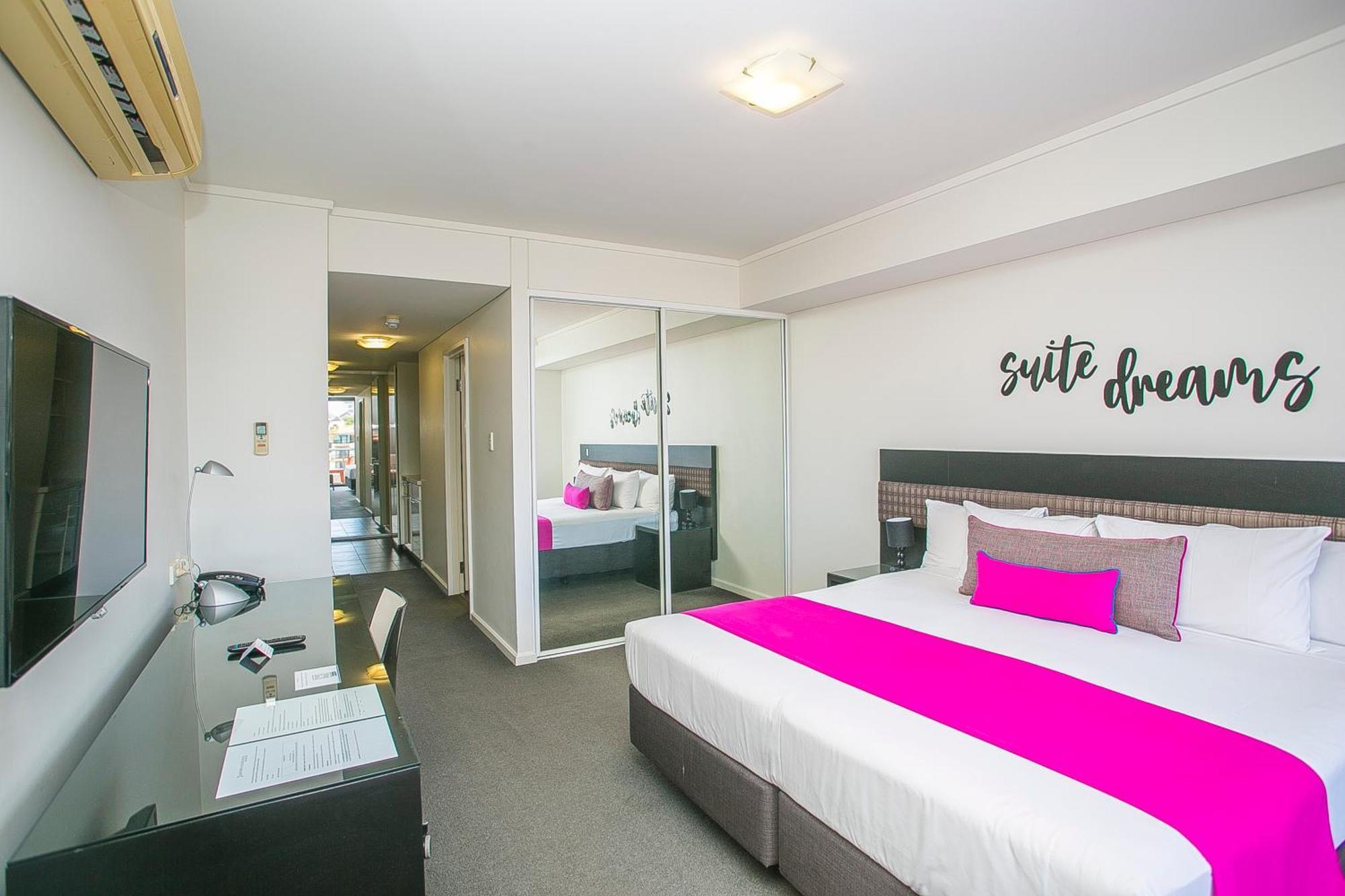 East Perth Suites Hotel المظهر الخارجي الصورة