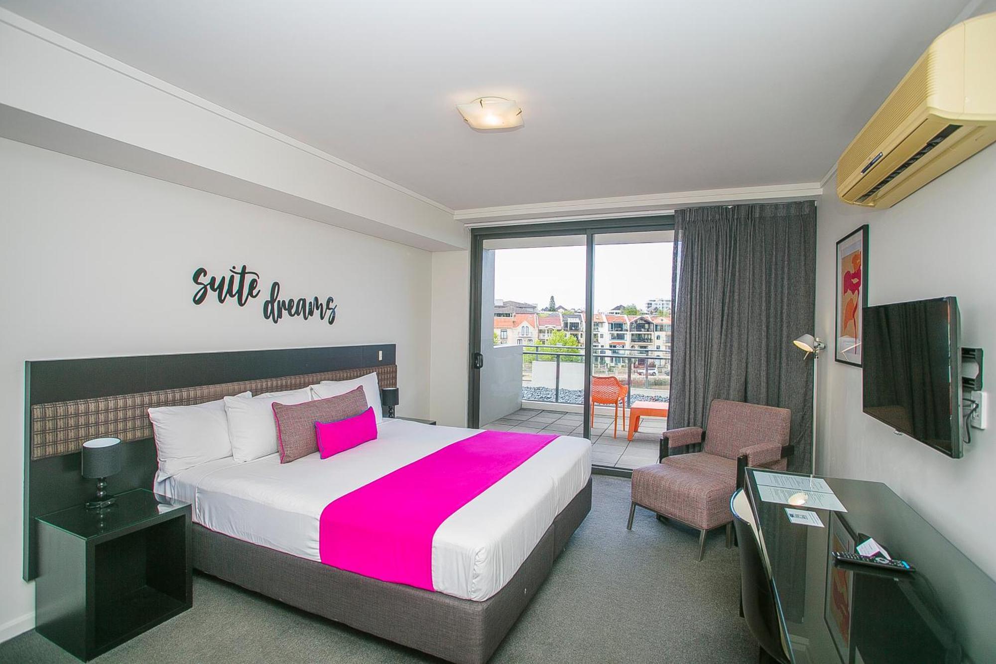 East Perth Suites Hotel المظهر الخارجي الصورة