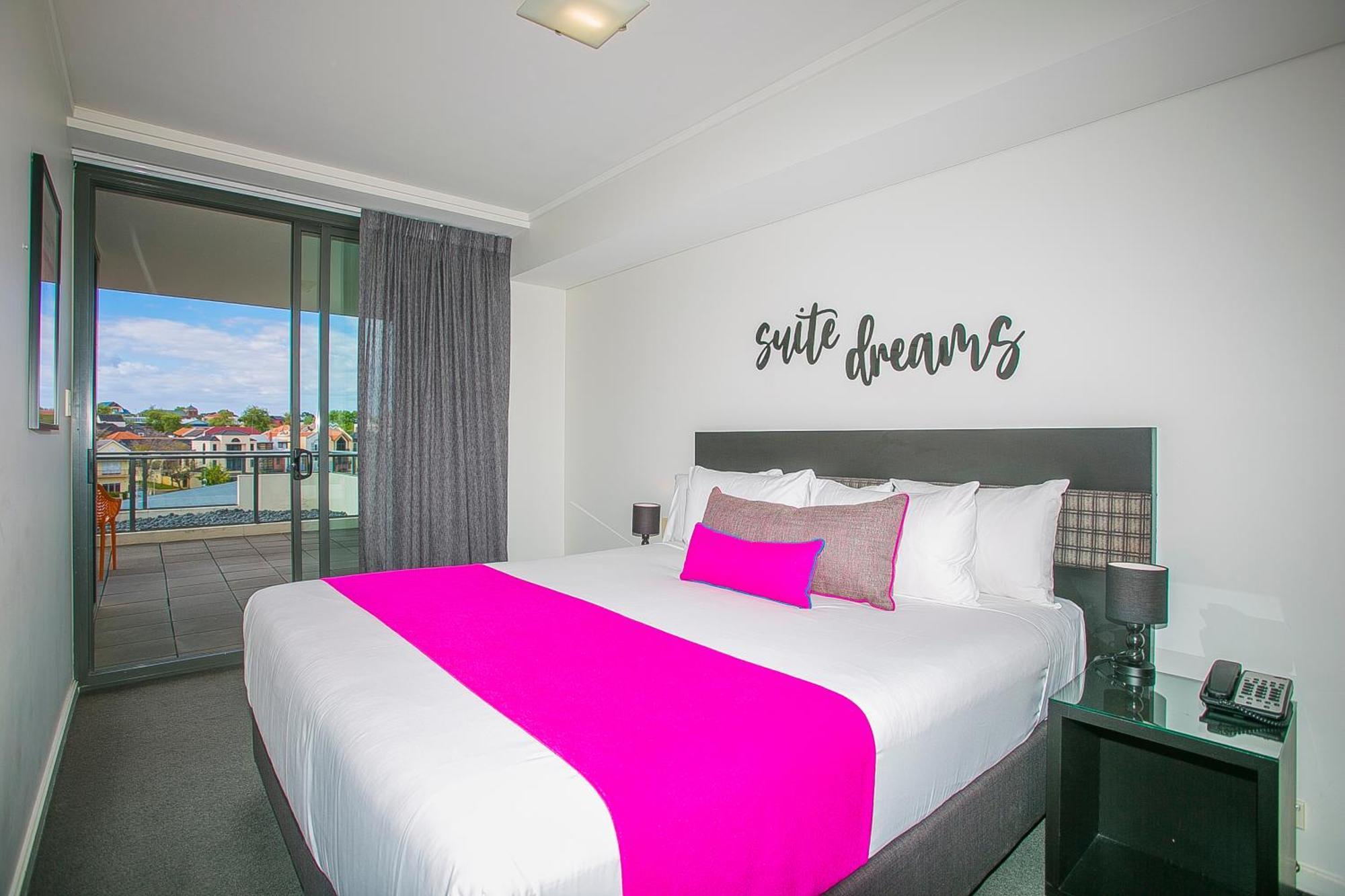 East Perth Suites Hotel المظهر الخارجي الصورة