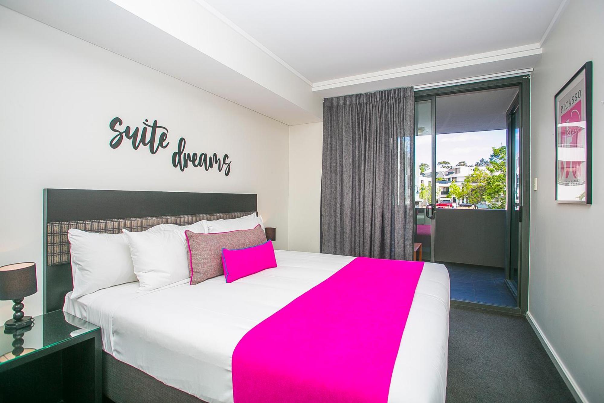 East Perth Suites Hotel المظهر الخارجي الصورة