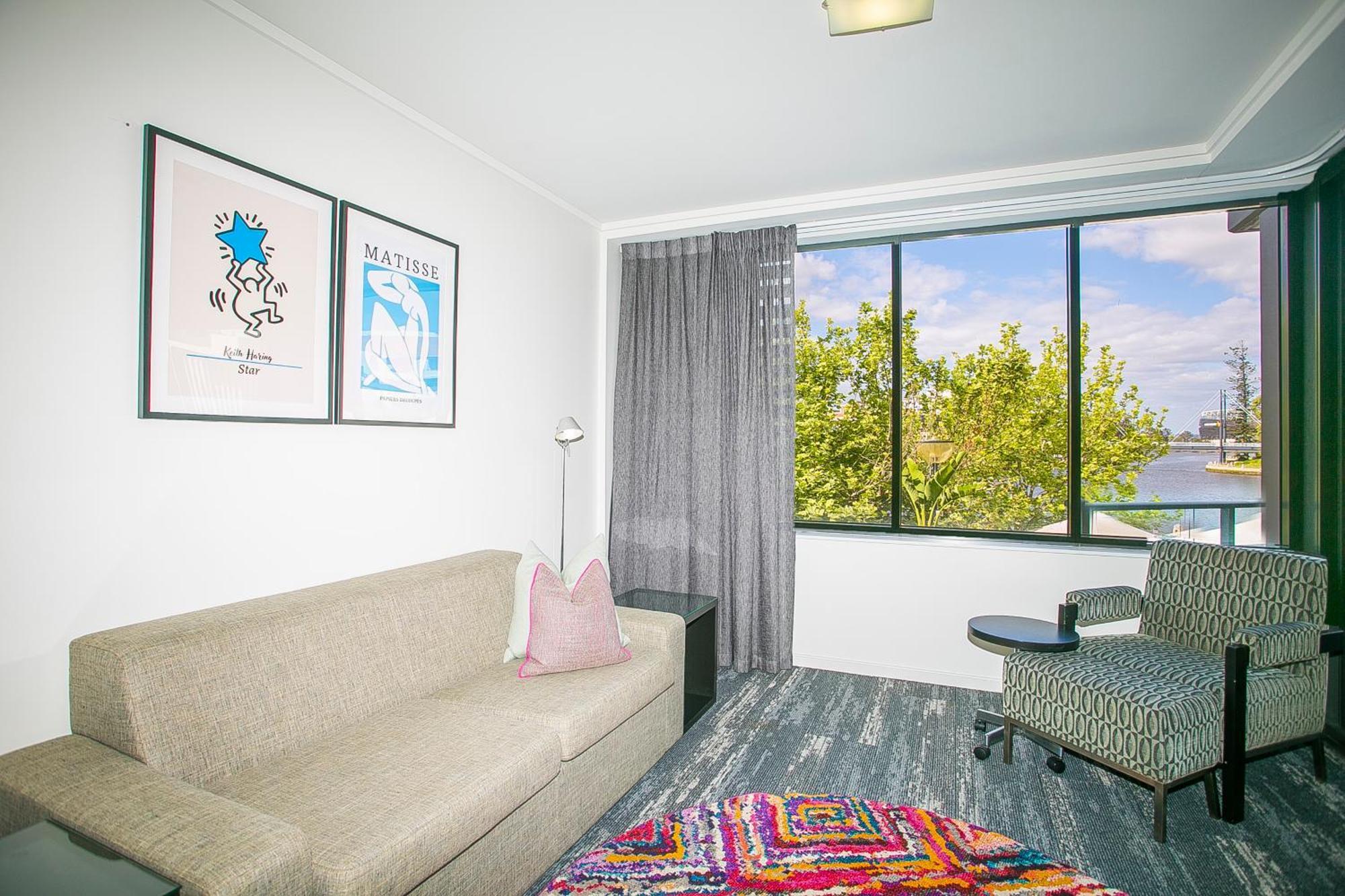 East Perth Suites Hotel المظهر الخارجي الصورة